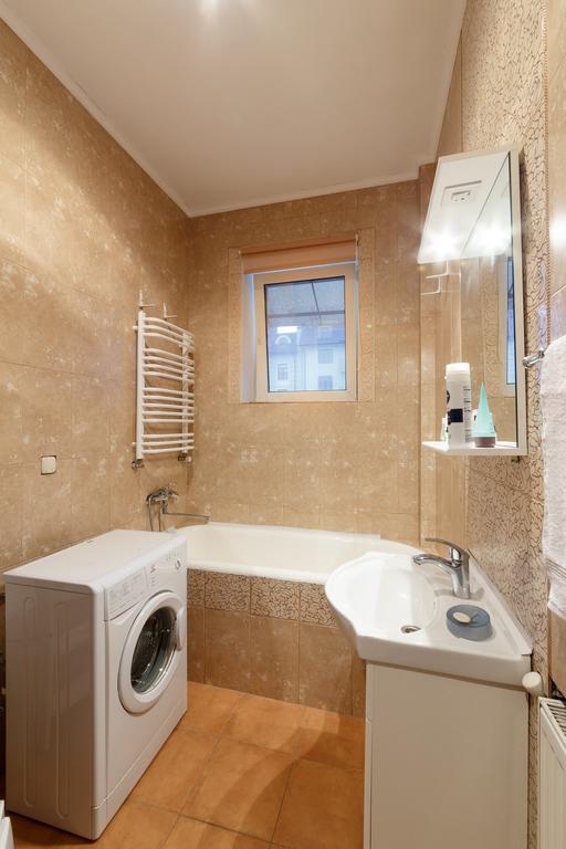 Centreville Apartments Ivano-Frankivsk Phòng bức ảnh